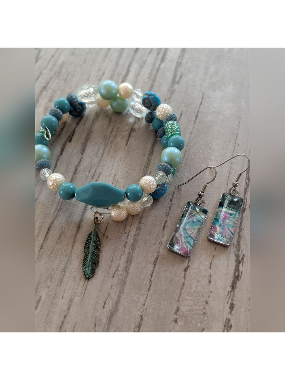 Turquoise Memory Wire Beaded Bracelet with Matching Earrings